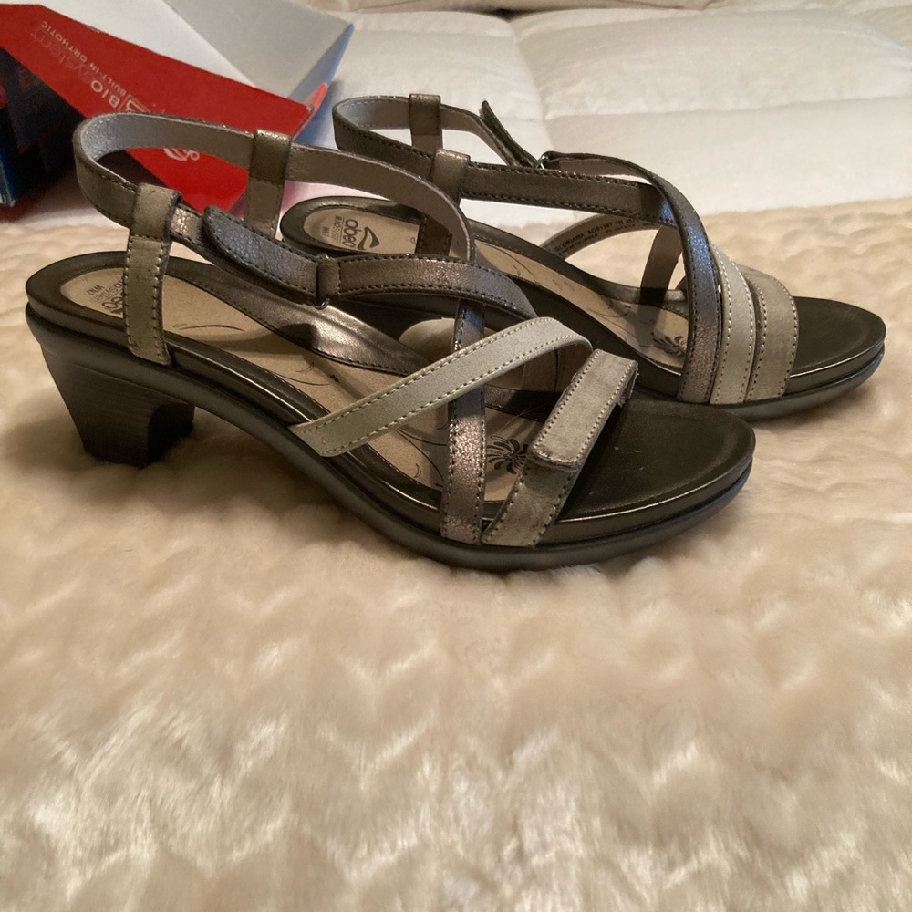 Abeo Sandals Size 7